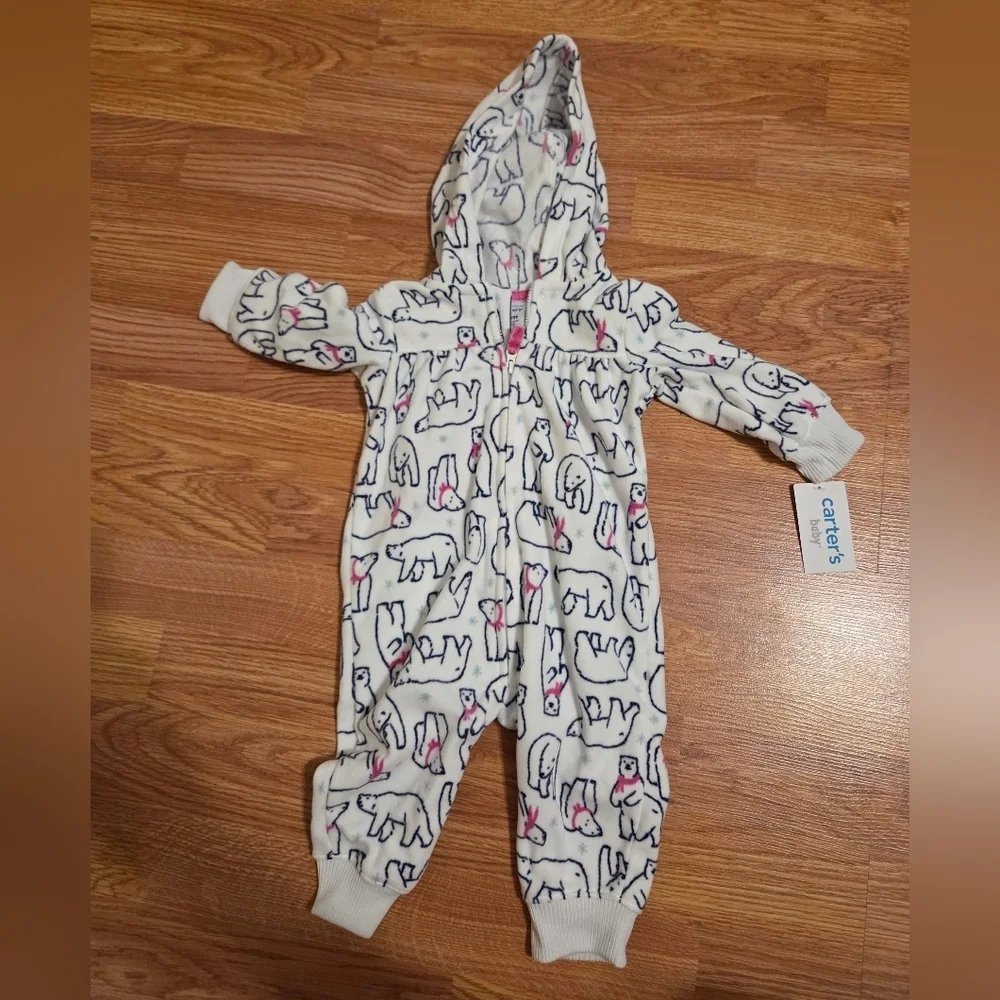 Carter's Baby Girl NWT Polar Bear Pajama Set 3M-18M White and Pink